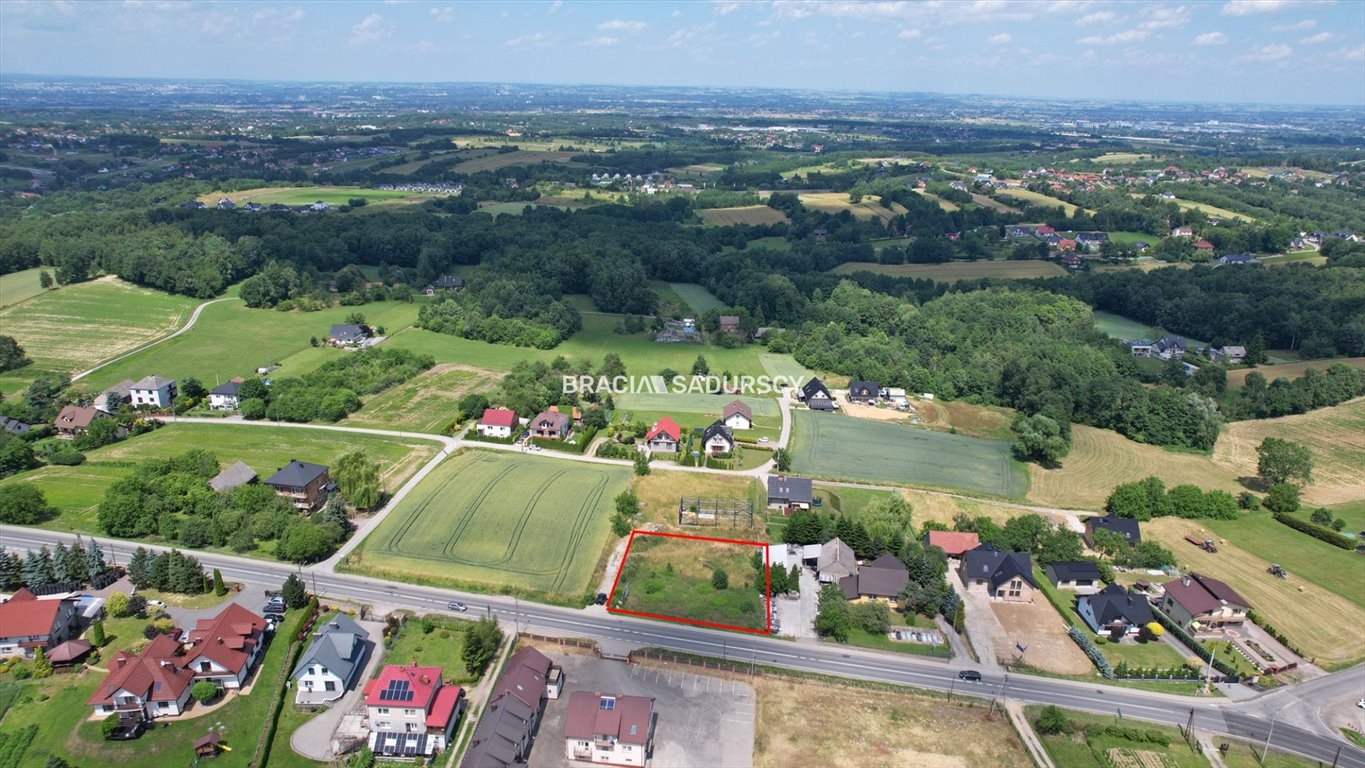 Działka budowlana na sprzedaż Biskupice  1 300m2 Foto 3