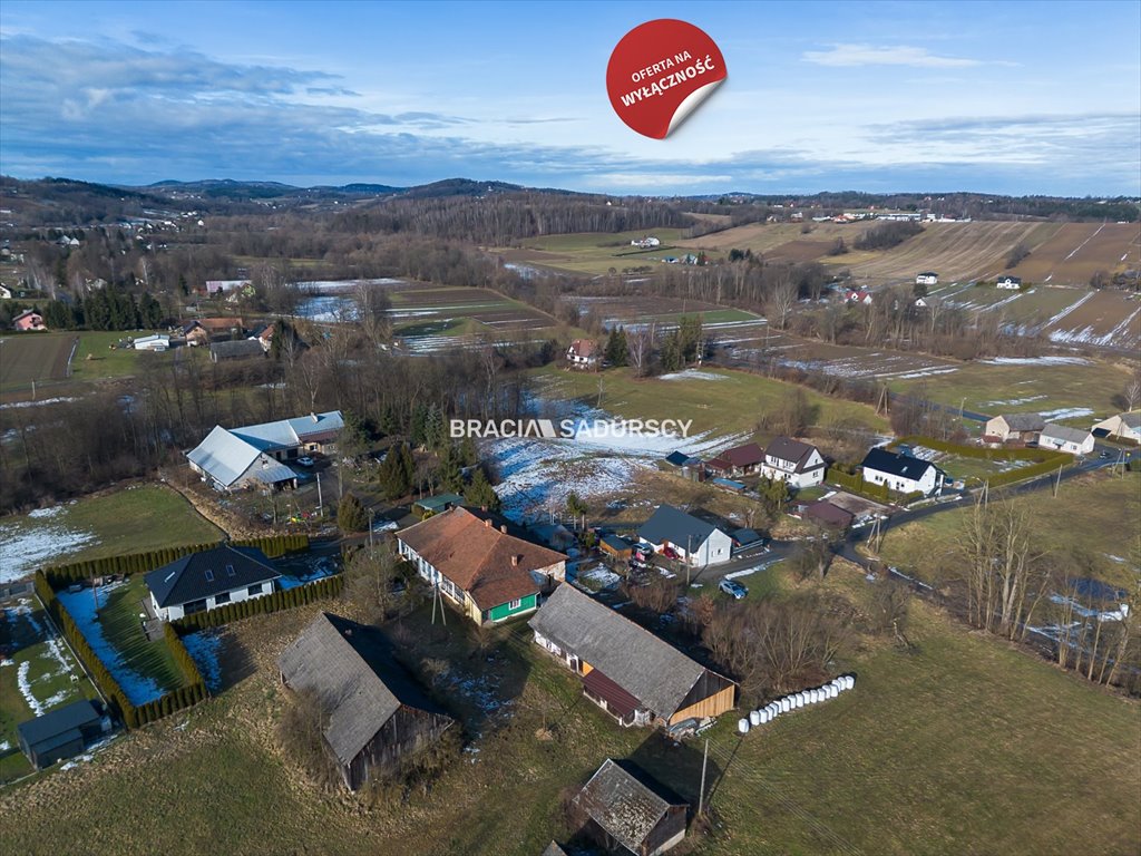 Urokliwy dom z duszą, 3 mieszkania, 700 m² działki Grabie  355m2 Foto 1