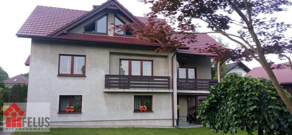 Przestronny dom 185 m2 z garażem i ogrodem w Kamieniu Kamień  250m2 Foto 1