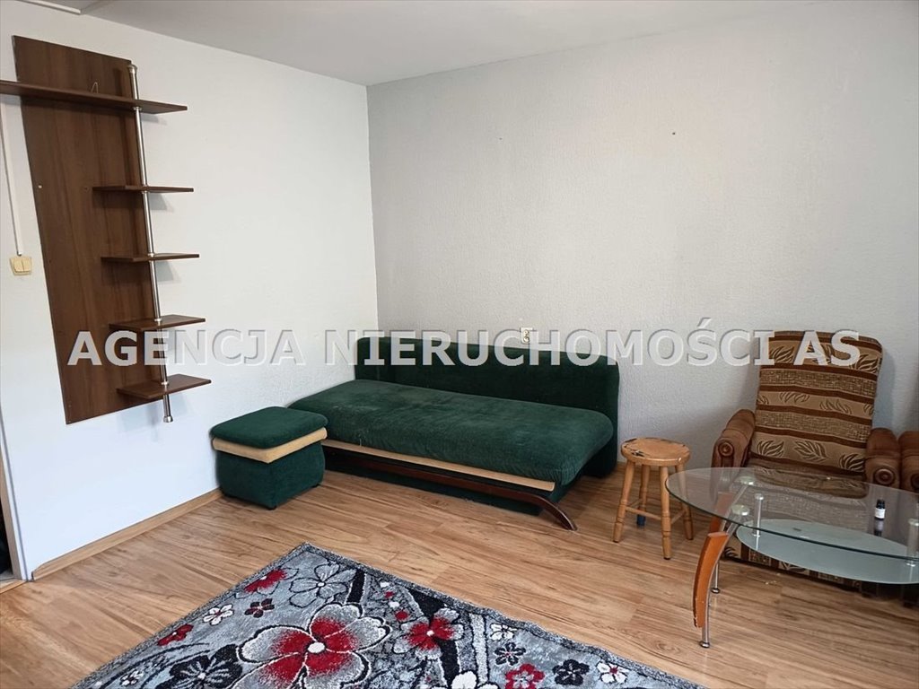 Na sprzedaż kawalerka 24 m² w Krakowie z piwnicą Kraków, Nowa Huta, Nowa Huta  24m2 Foto 1