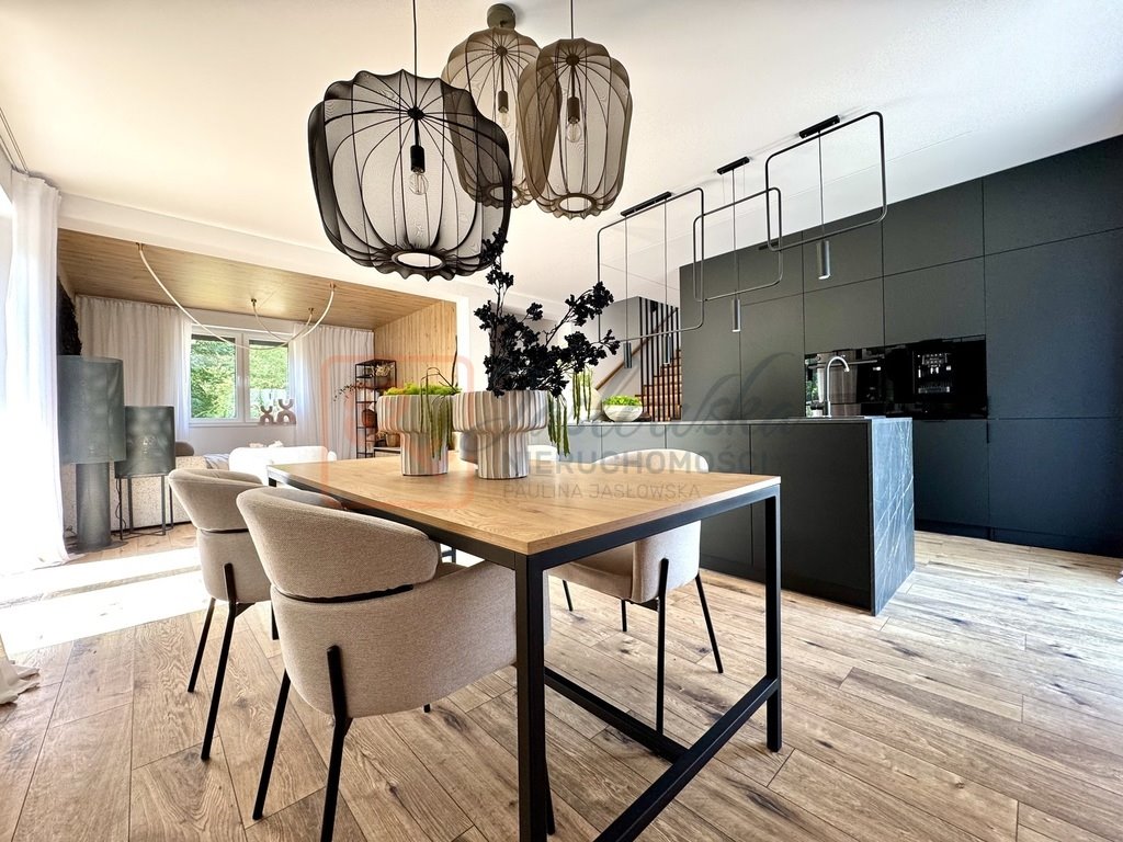 Dom na sprzedaż Głogów Małopolski  194m2 Foto 1