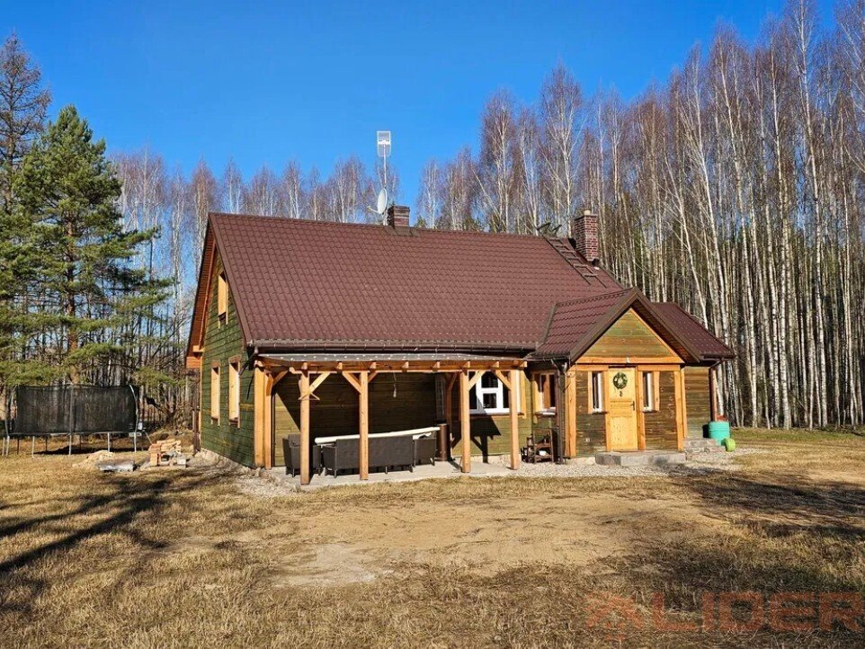 Urokliwy dom z kominkiem i sauną na 4800 m² działce Zaleszany  160m2 Foto 1