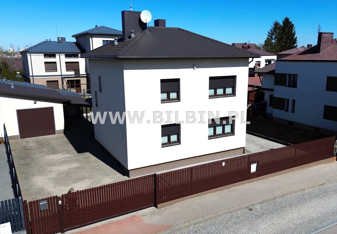 Do sprzedania elegancki dom 210 m² z garażem i ogrodem: Suwałki