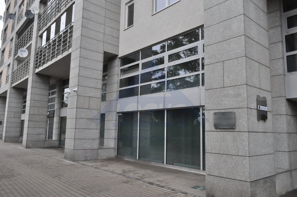 Lokal użytkowy 123,7 m2 z miejscami parkingowymi w Śródmieściu Warszawa, Śródmieście  124m2 Foto 1