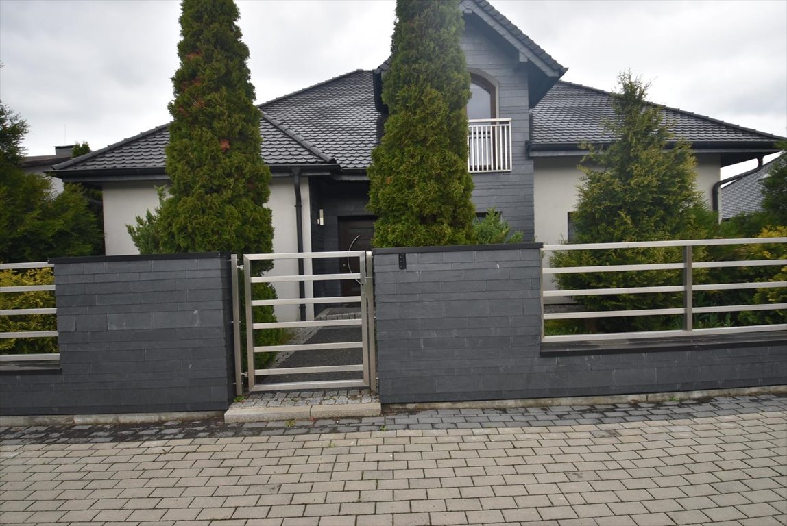 Nowoczesny dom 180 m2 z dużym garażem i możliwością rozbudowy Kędzierzyn-Koźle, Wałowa  180m2 Foto 1