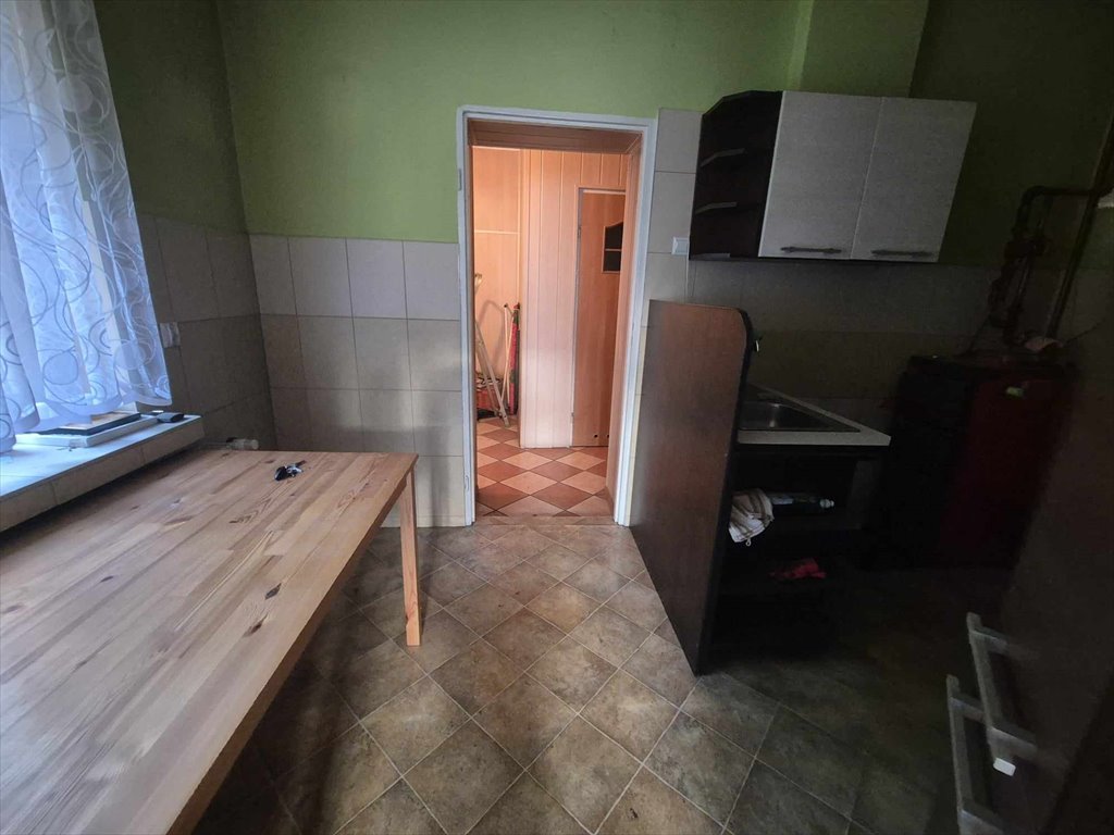 Mieszkanie trzypokojowe na sprzedaż Kłomnice, Nieznanice  62m2 Foto 3