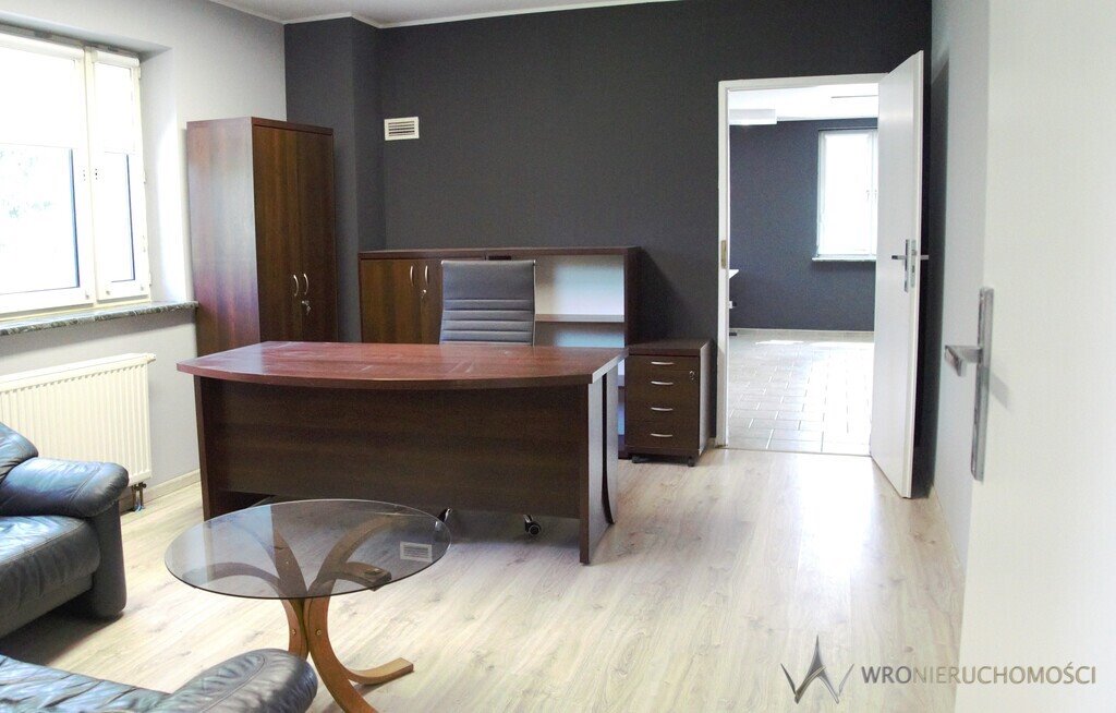 Lokal użytkowy na wynajem Wrocław, Psie Pole  200m2 Foto 1
