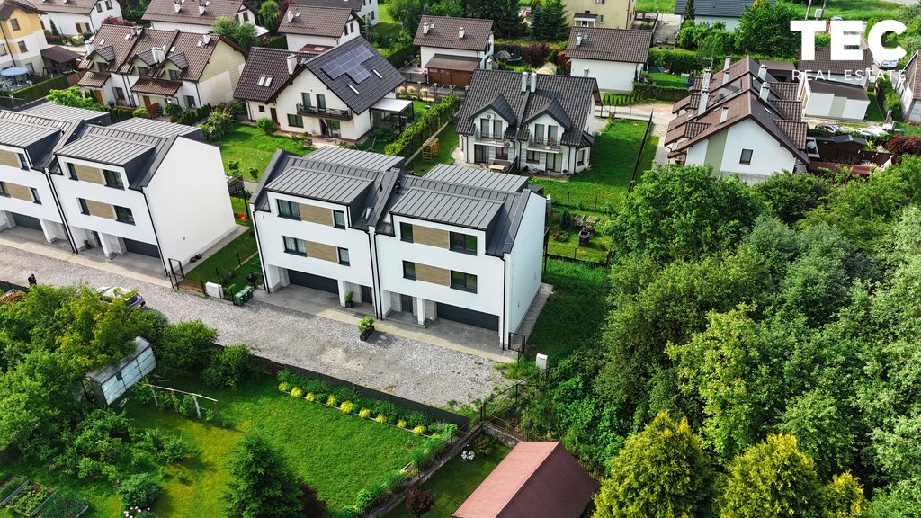 Polecam dom bliźniak 165 m² z dużym garażem i ogrodem Skawina, Wojska Polskiego  165m2 Foto 1