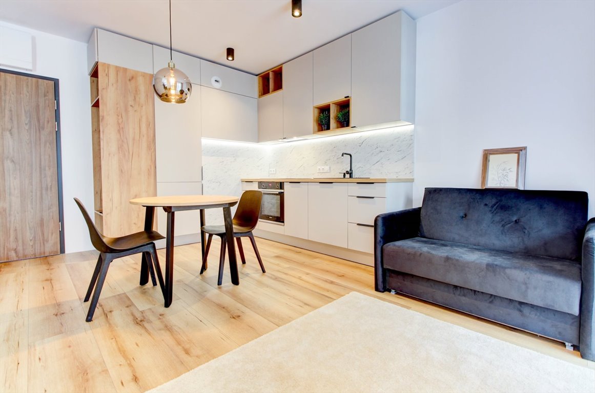 Kawalerka na wynajem Wrocław, Krzyki, Gwiaździsta  34m2 Foto 1