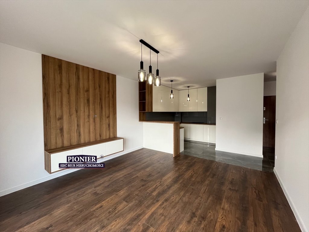 Na sprzedaż nowoczesny 48 m² apartament z balkonem i parkingiem Cieszyn  48m2 Foto 1