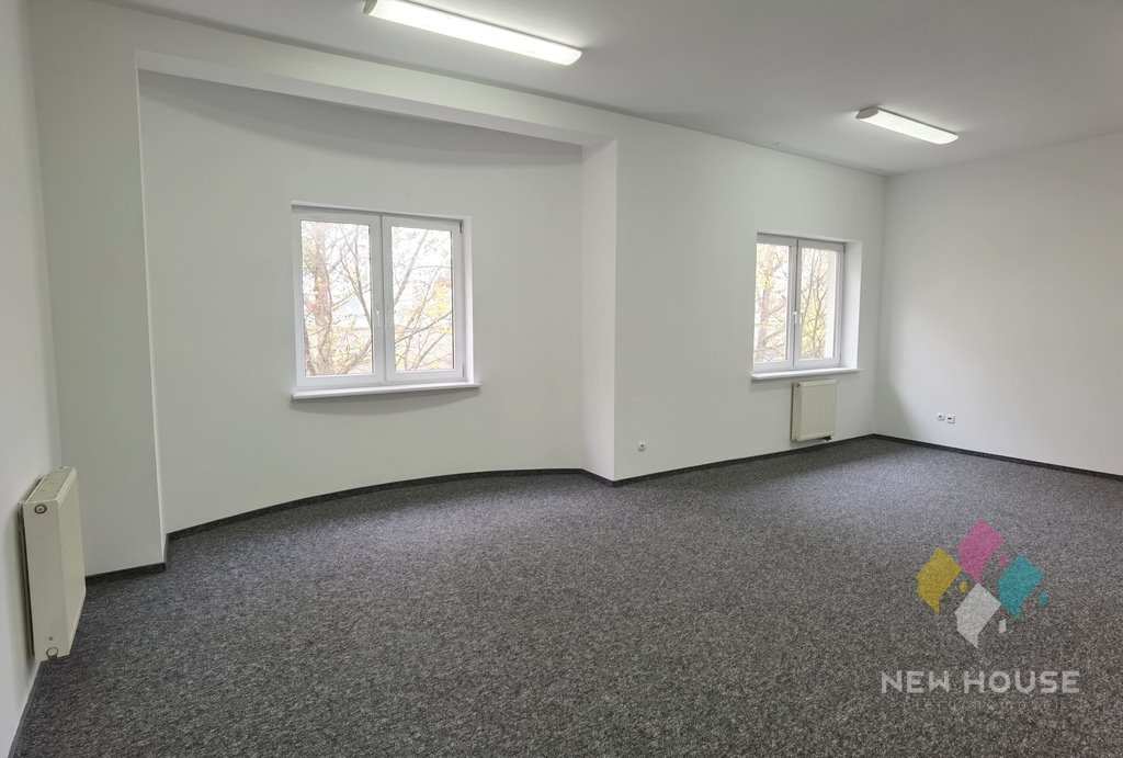 Nowoczesny lokal biurowy 34 m2 z monitoringiem i parkingiem Olsztyn, al. Aleja Marszałka Józefa Piłsudskiego  34m2 Foto 1