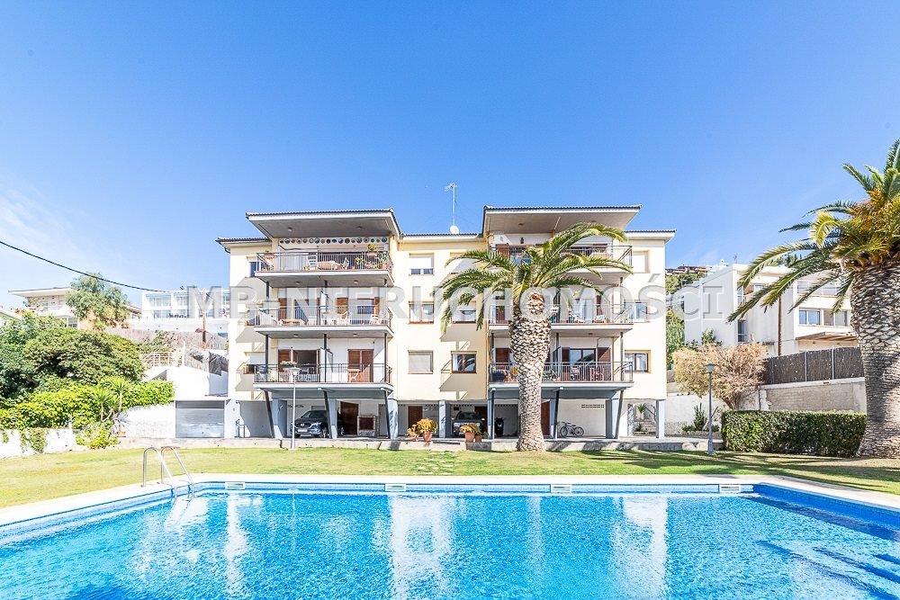 Mieszkanie dwupokojowe na sprzedaż Hiszpania, Sitges  49m2 Foto 1