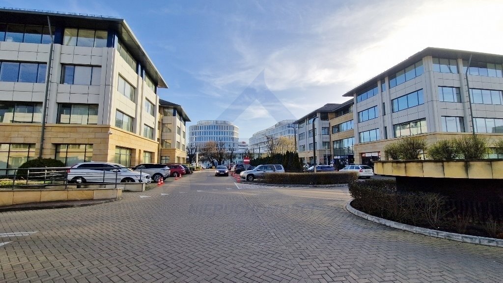 Nowoczesny biurowiec klasy A 233 m2, klimatyzacja, parking Warszawa, Włochy  233m2 Foto 1