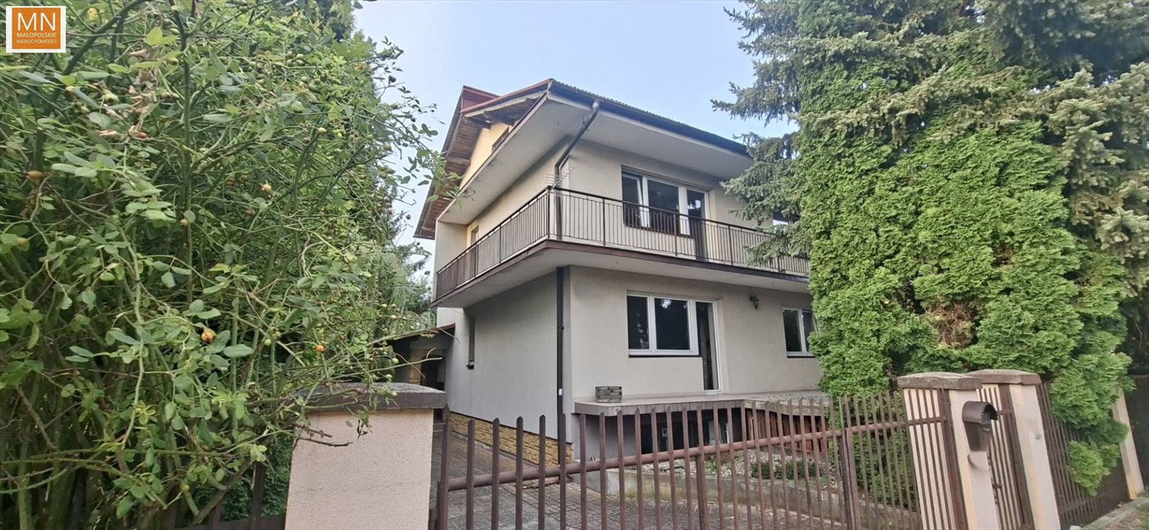 Na sprzedaż przestronny dom 180 m² w Słomnikach: Słomniki Centrum: Bema