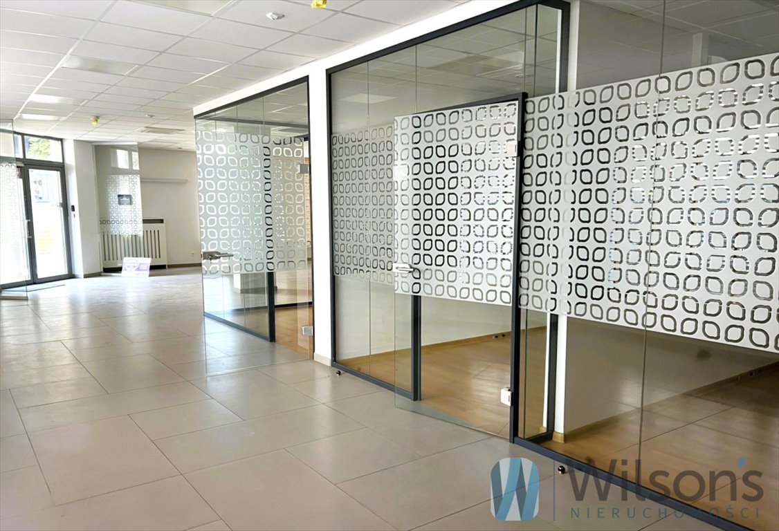 Przestronny lokal 270 m2 z ogródkiem, klimatyzacją i dwoma wejściami Warszawa, Włochy, Krańcowa  270m2 Foto 1