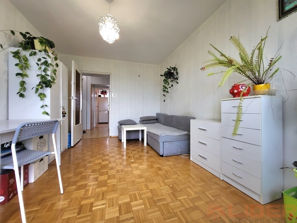 Na sprzedaż komfortowe 3-pokojowe mieszkanie z balkonem i piwnicą Białystok, Antoniuk  49m2 Foto 1