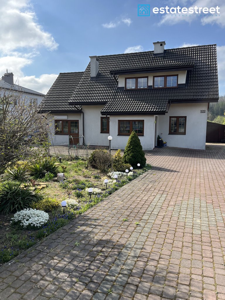 Dom z dwoma wejściami, ogród i garaż w Birczy Stara Bircza  120m2 Foto 1