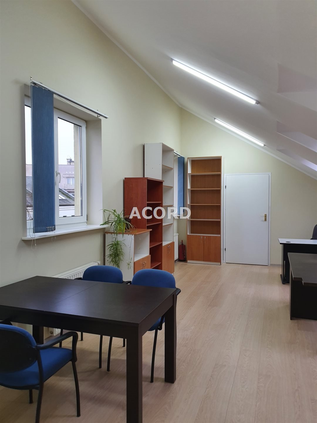 Atrakcyjne biuro 50 m² na Ursynowie z widokiem i monitoringiem Warszawa, Ursynów, Kabaty, Przy Bażantarnii  50m2 Foto 1