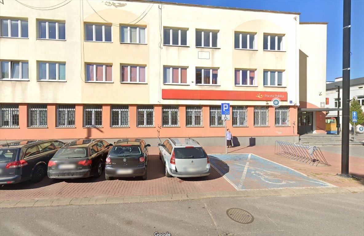 Mieszkanie dwupokojowe na wynajem Radomsko, Plac 3 Maja 6A  47m2 Foto 1