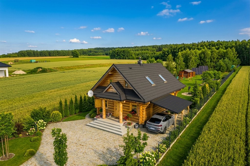 Miejsce w którym się zakochasz - Dom z bali Wierzbica  100m2 Foto 1