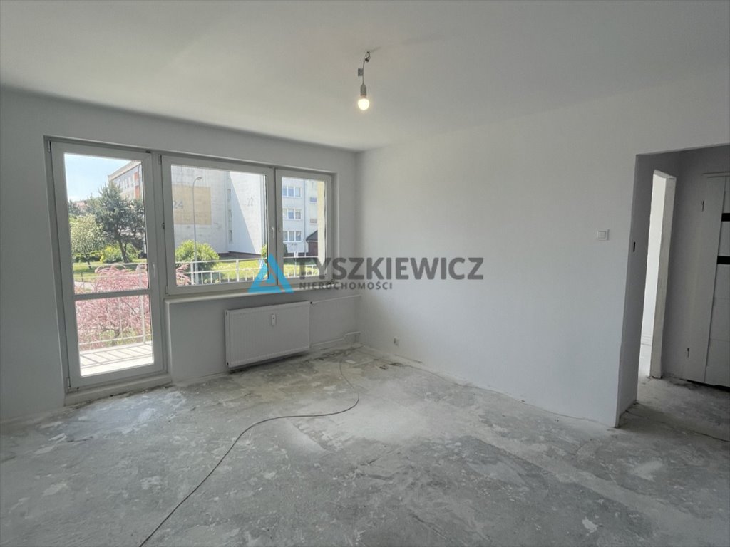 Mieszkanie dwupokojowe na sprzedaż Reda, Spokojna  46m2 Foto 2