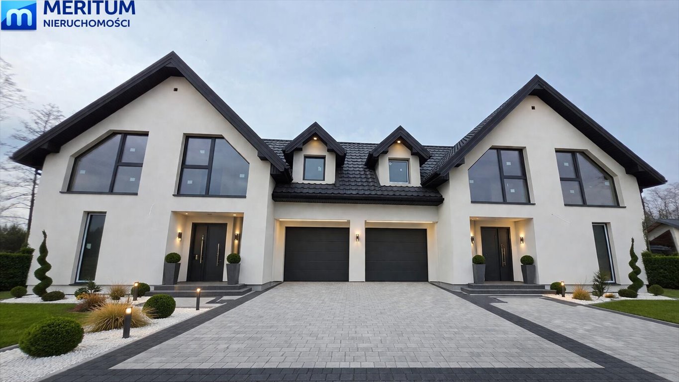Przestronny bliźniak 165 m² z garażem i dużą działką Kozerki  164m2 Foto 1