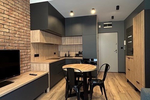 Na wynajem przestronne 2-pokojowe mieszkanie z ogródkiem w Warszawie Warszawa, Wawer, Korkowa 35  27m2 Foto 1