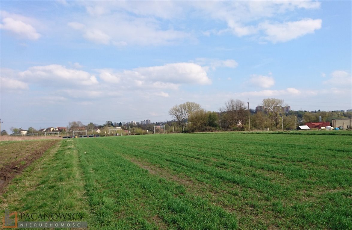 Działka usługowa 22,49 ara - świetna lokalizacja w Węgrzcach Węgrzce  2 249m2 Foto 1
