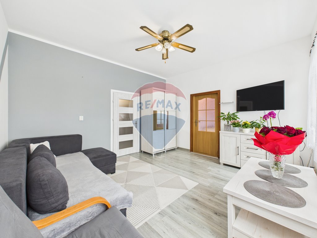 Mieszkanie trzypokojowe na sprzedaż Dobrzyca  58m2 Foto 1