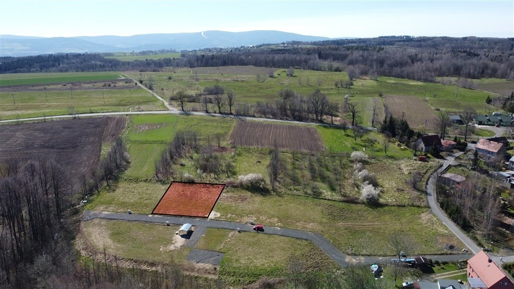 Działka budowlana 825 m² z dostępem do jeziora i uzbrojeniem Złotniki Lubańskie  825m2 Foto 1