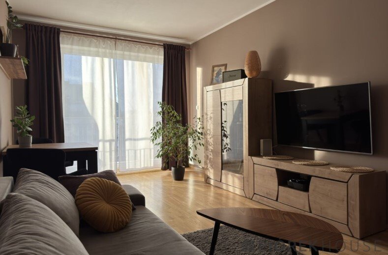 Mieszkanie dwupokojowe na sprzedaż Ząbki, Powstańców  53m2 Foto 1