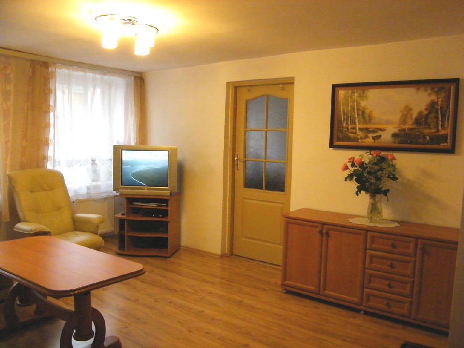 Dom po remoncie z dużym tarasem i garażem w Mieroszowie Mieroszów  265m2 Foto 1