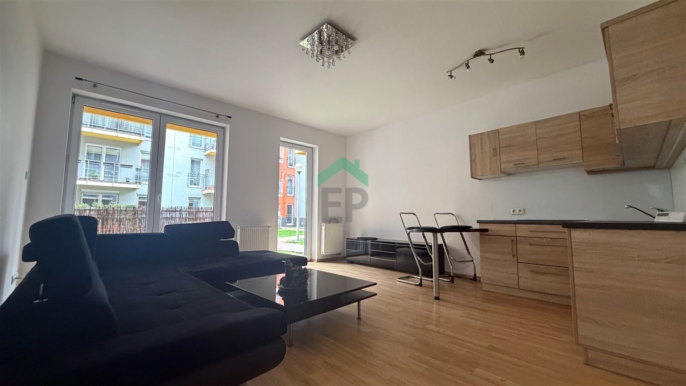 Do sprzedania przestronne mieszkanie 47,5 m² z ogródkiem w Częstochowie Częstochowa, Parkitka  48m2 Foto 1