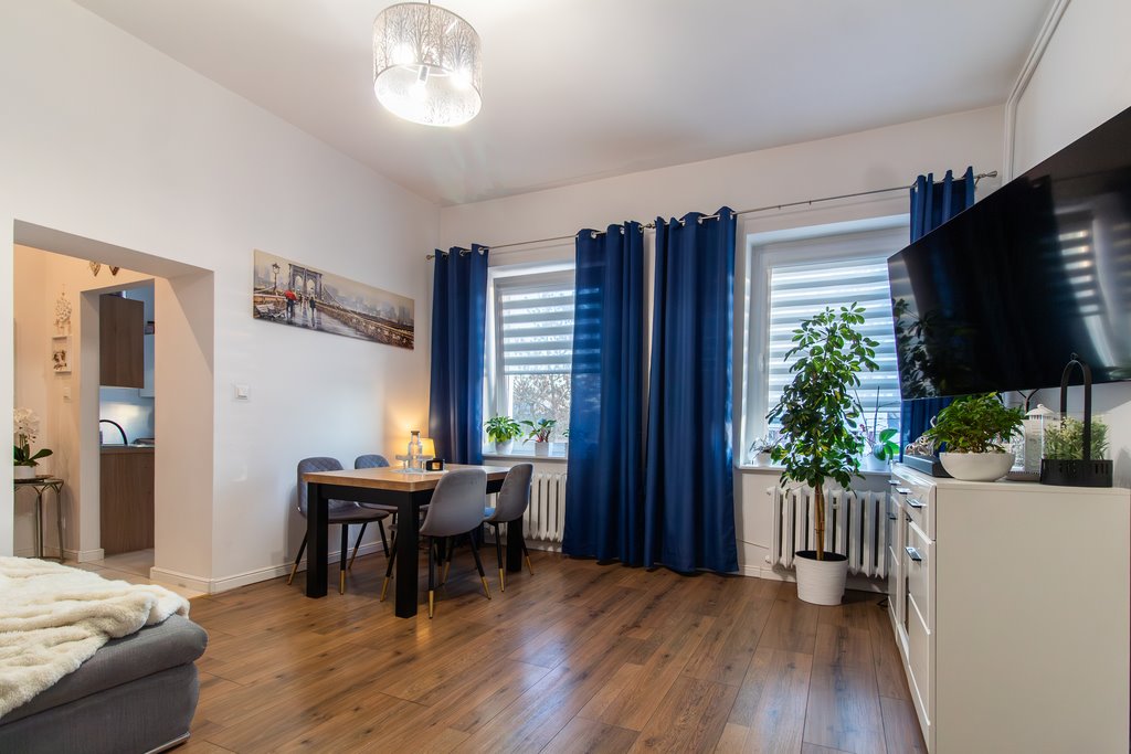 Mieszkanie dwupokojowe na sprzedaż Żagań, Nocznickiego  51m2 Foto 1