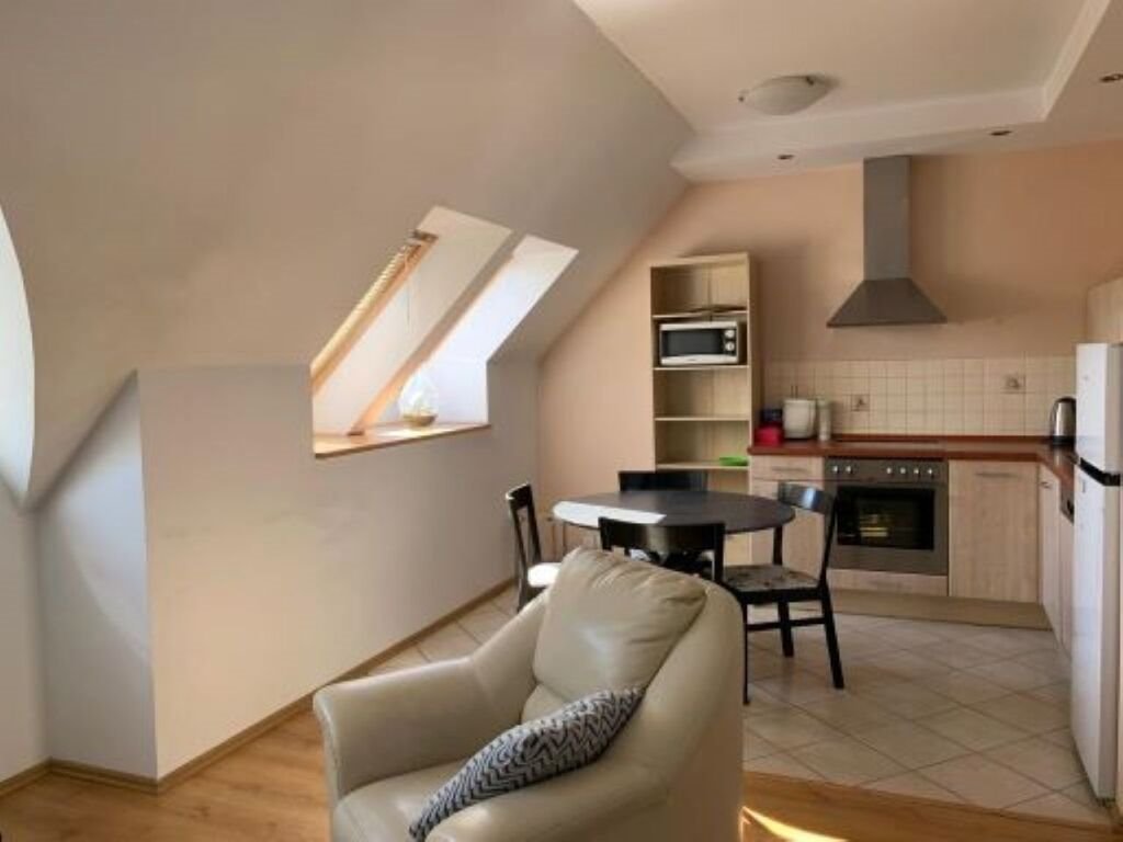 Mieszkanie dwupokojowe na wynajem Szczecin, Centrum, Staromłyńska  70m2 Foto 1