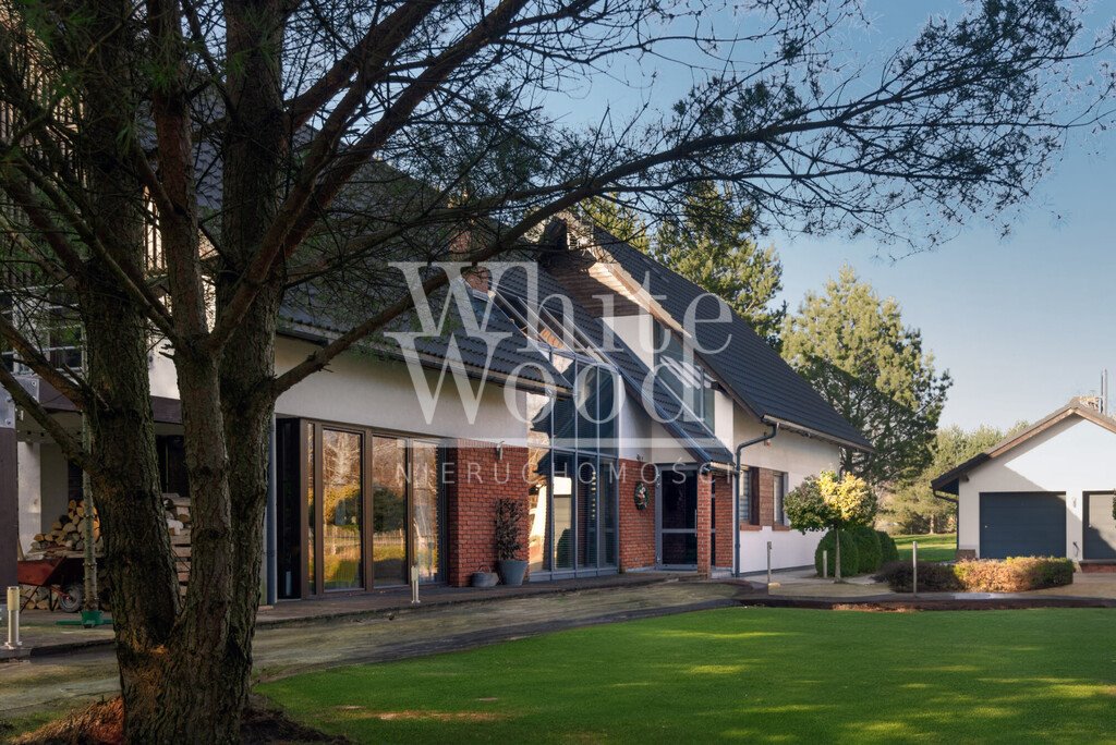 Wyjątkowa posiadłość z lasem, stawem i sauną w Kostkowie Kostkowo, Polna  291m2 Foto 1