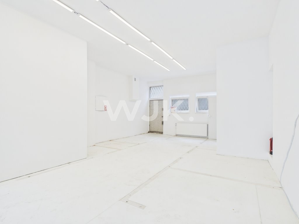 Lokal użytkowy 87 m² w Warszawie (Wola) z witrynami Warszawa, Wola  87m2 Foto 1
