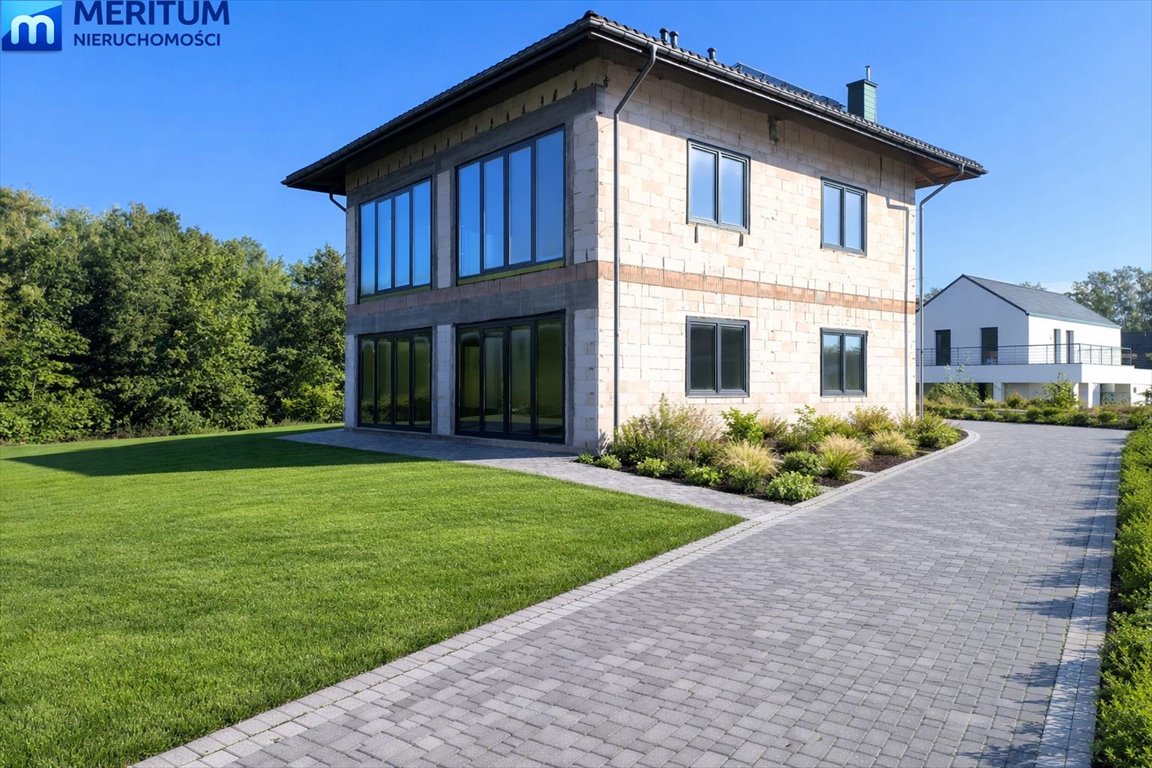 Nowoczesna Willa 280 m2 z dużym tarasem i lasem Nadarzyn  288m2 Foto 1