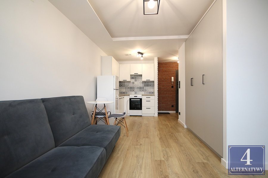 Na wynajem komfortowe 25 m² w Tarnowie z pełnym wyposażeniem Tarnów, Rzędzin, Osiedle Niepodległości  25m2 Foto 1