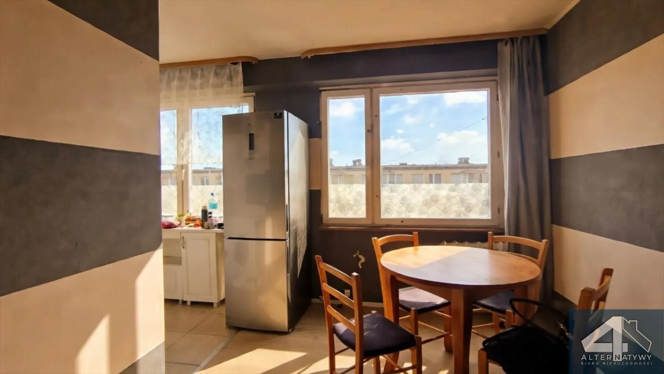 3-pokojowe mieszkanie z potencjałem, balkon, jasne, na 4 piętrze Bełchatów, Słowackiego 8  58m2 Foto 1