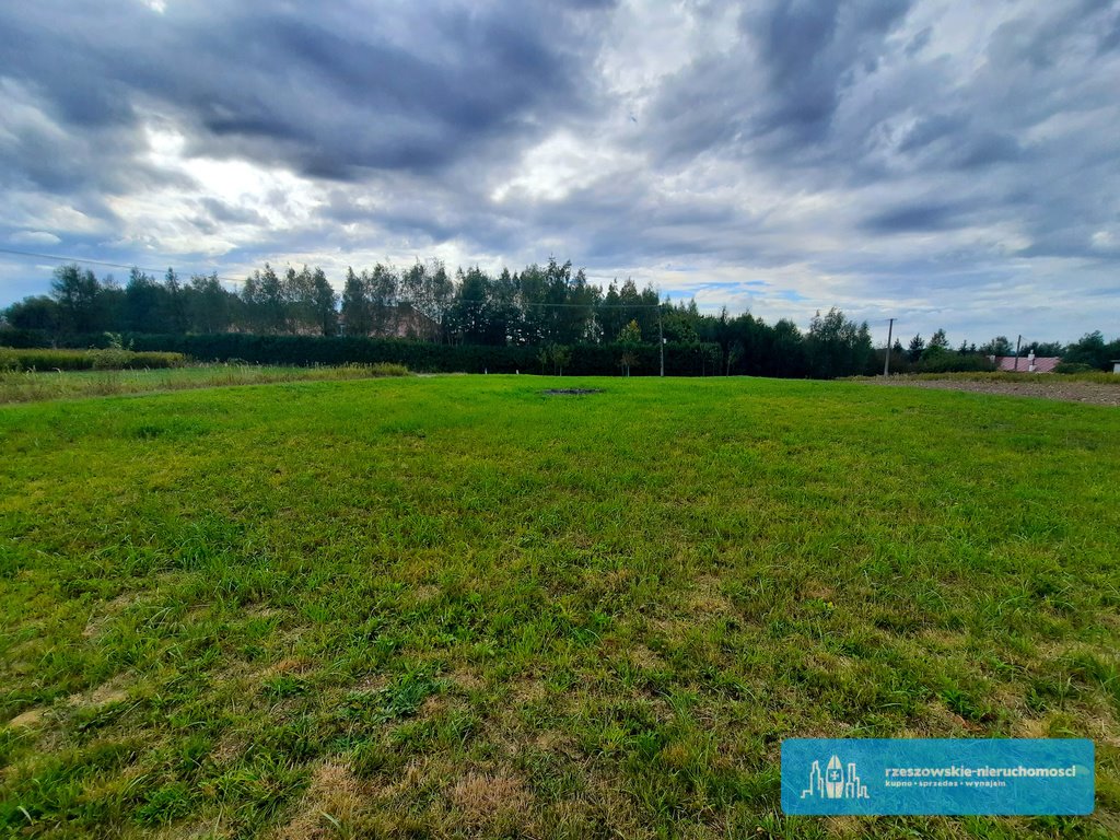 Działka budowlana na sprzedaż Strażów  1 222m2 Foto 3