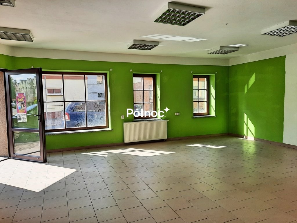 Atrakcyjny lokal 90 m2 w Rynku Nowogrodźca z zapleczem Nowogrodziec, Lubańska  90m2 Foto 1