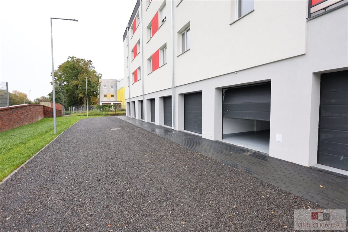 Garaż murowany 18 m² w Opolu (Czarnowąsy, ul. Władysława Jagiełły) Opole, Czarnowąsy  18m2 Foto 1
