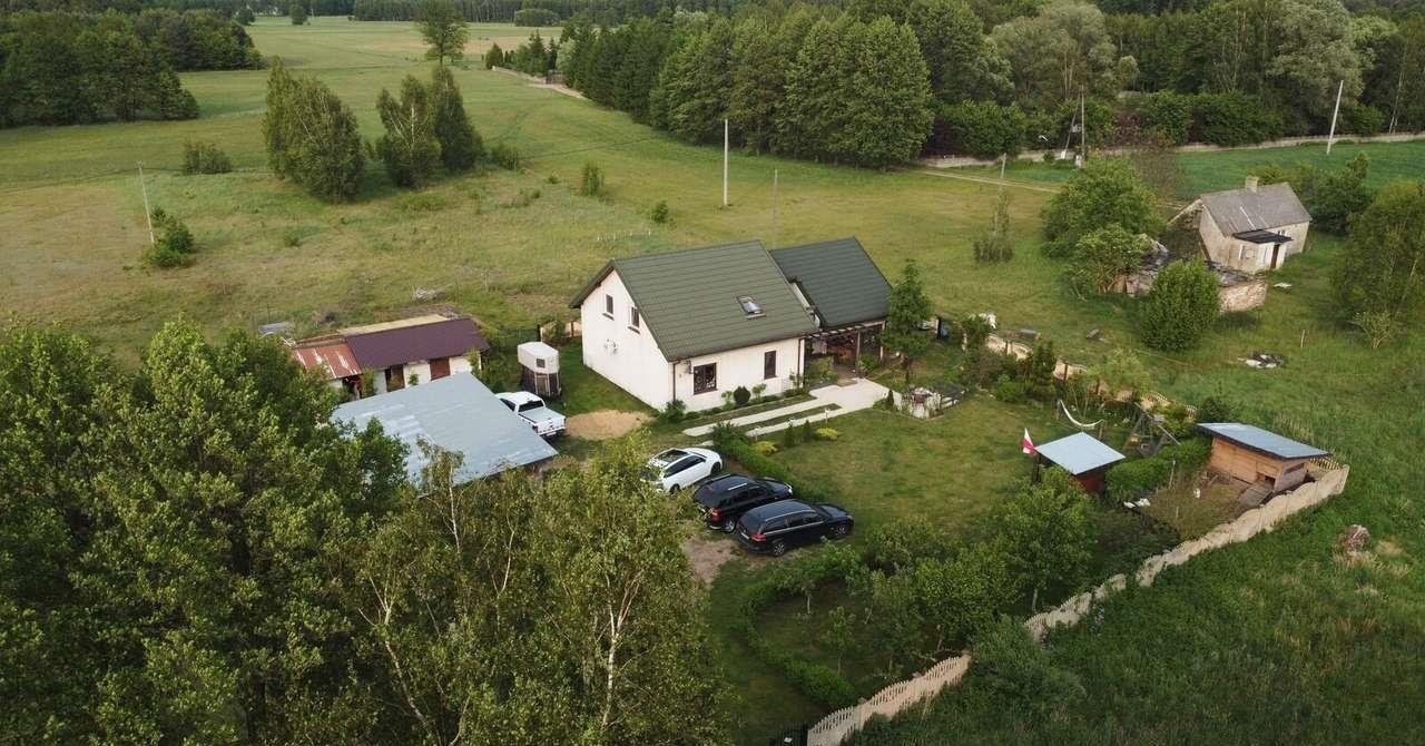 Przestronny dom z dużą działką, blisko jeziora Jaźwiny  157m2 Foto 1