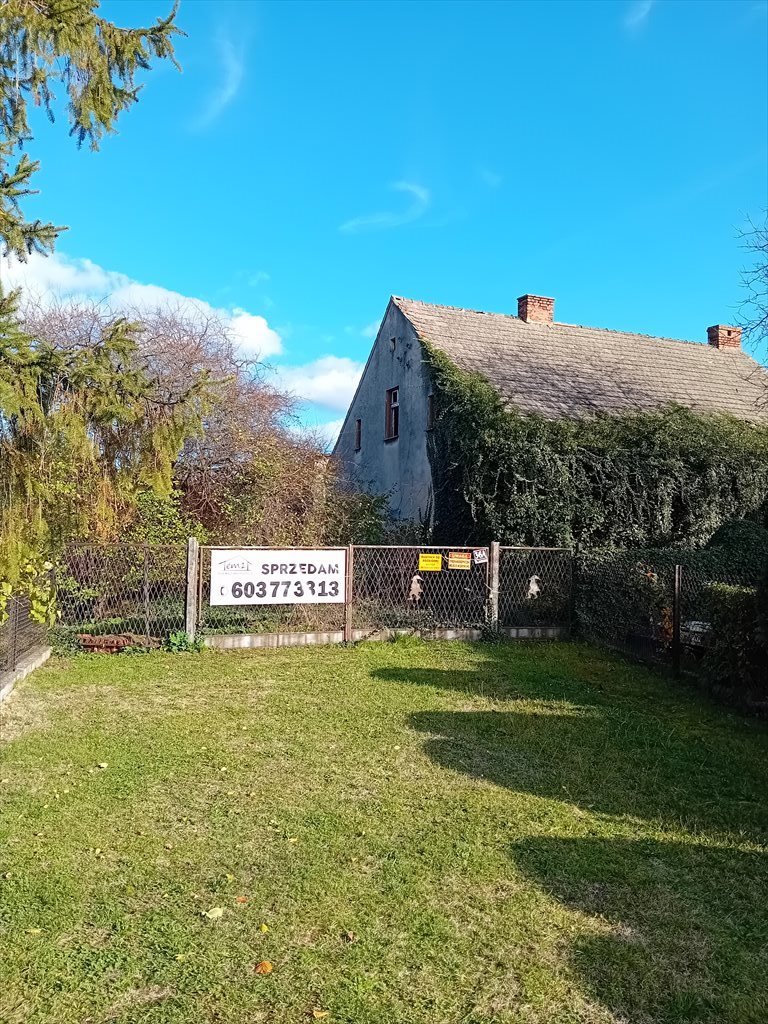 Dom na dużej działce 3800 m2 z mediami w Świbiu Świbie, Słoneczna  80m2 Foto 1