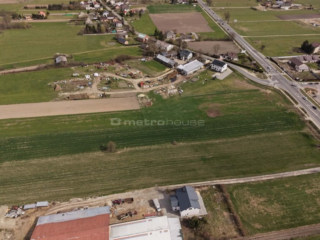 Atrakcyjna działka inwestycyjna 10 193 m² pod domy lub deweloperkę Broszków  10 193m2 Foto 1