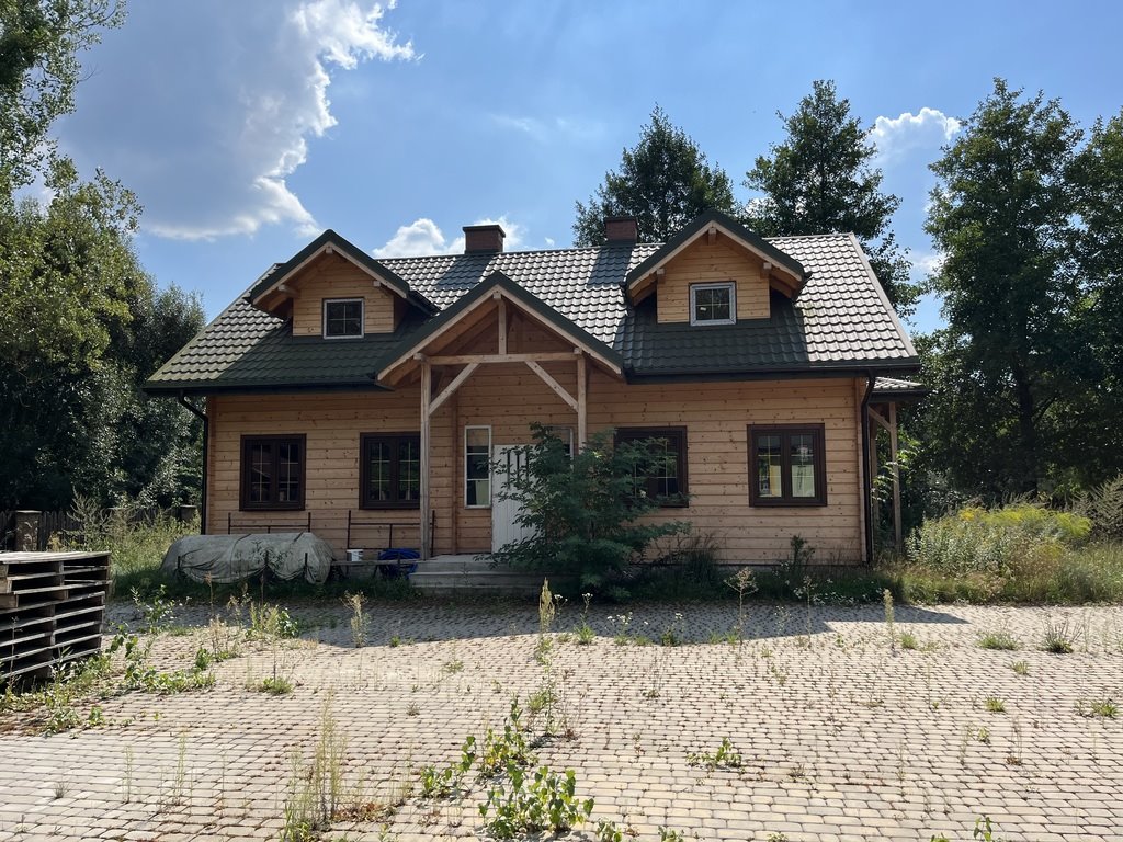 Trzy domy na 8800 m2 z stawem i pełną infrastrukturą Ignacówka Bobrowska  300m2 Foto 1