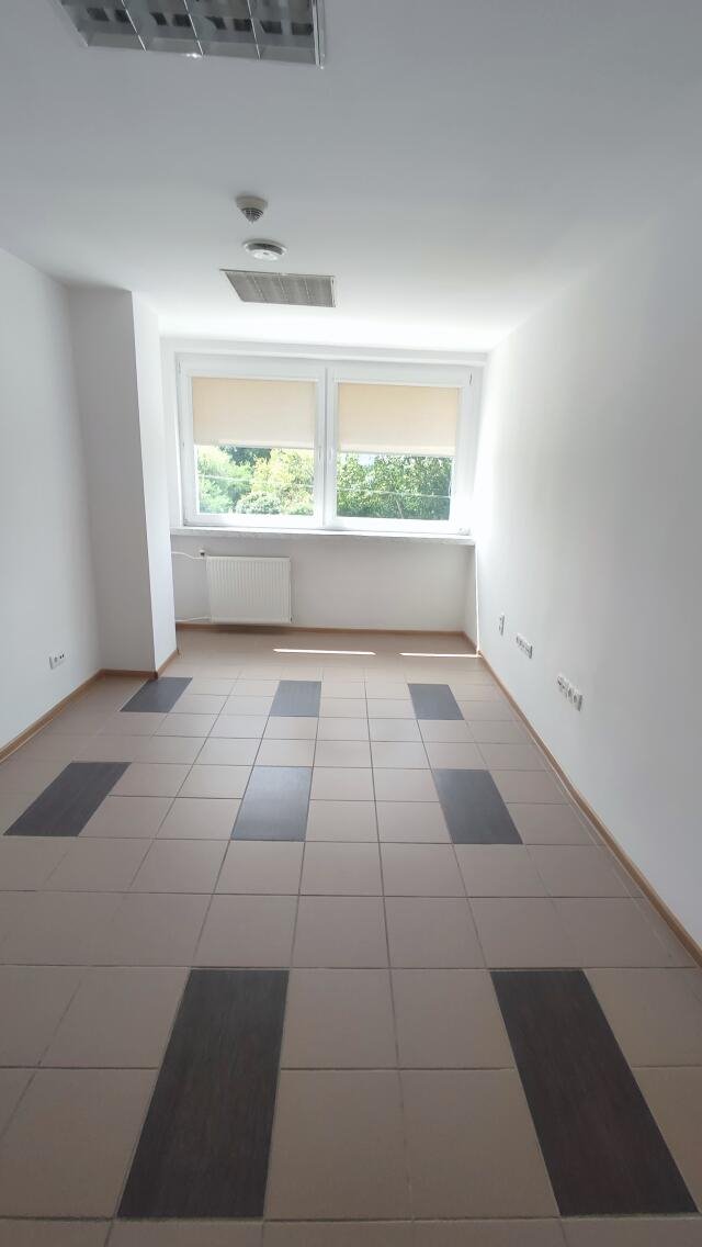 Nowoczesny lokal biurowy 30 m² z windą i klimatyzacją Opole  30m2 Foto 1