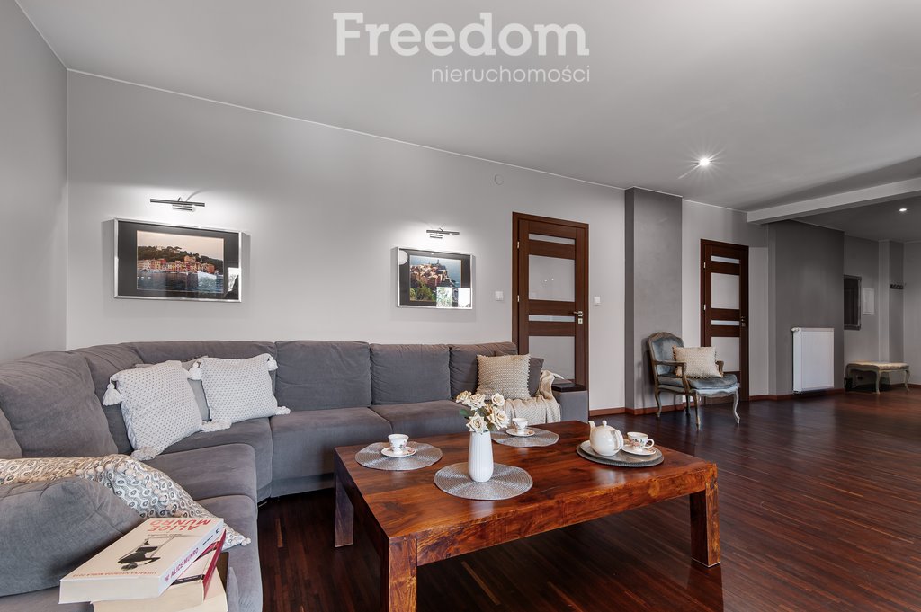 Do sprzedania przestronne 113 m² mieszkanie w odrestaurowanej kamienicy Łódź, Śródmieście, dr. Seweryna Sterlinga  113m2 Foto 1