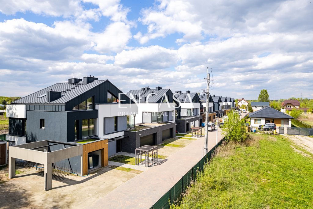 Nowoczesny dom 181 m2 w Klaudynie z dużym ogrodem Klaudyn  181m2 Foto 1